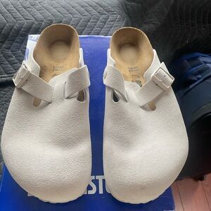 Birkenstock White Slippers with Contoured Footbed